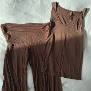 Skims light brown fold over pant and tank set